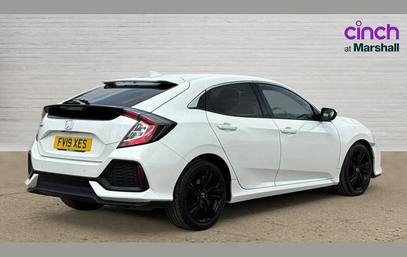 Used Honda Civic SR 120 HP (88 kW) 2019 White Hatchback