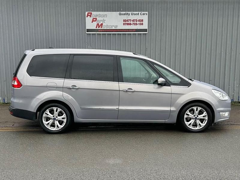 Used Ford Galaxy Titanium 140 HP (102 kW) 2013 Silver MPV