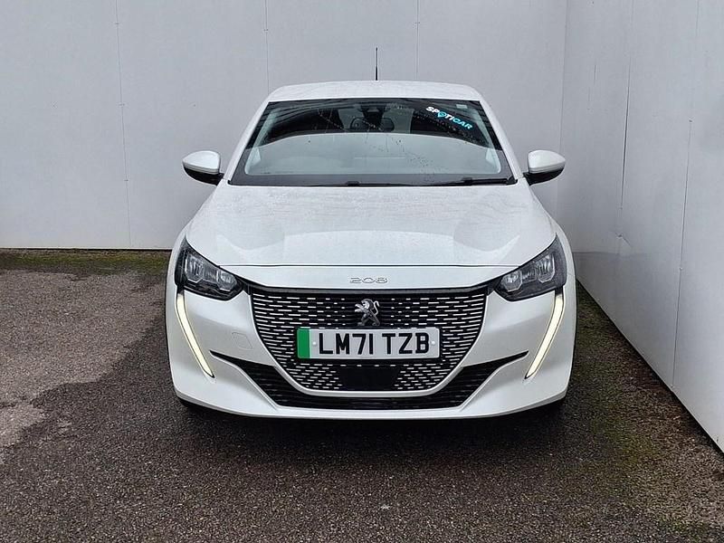 Used Peugeot e-208 Allure Premium 98 kW (134 HP) 2021 White Hatchback