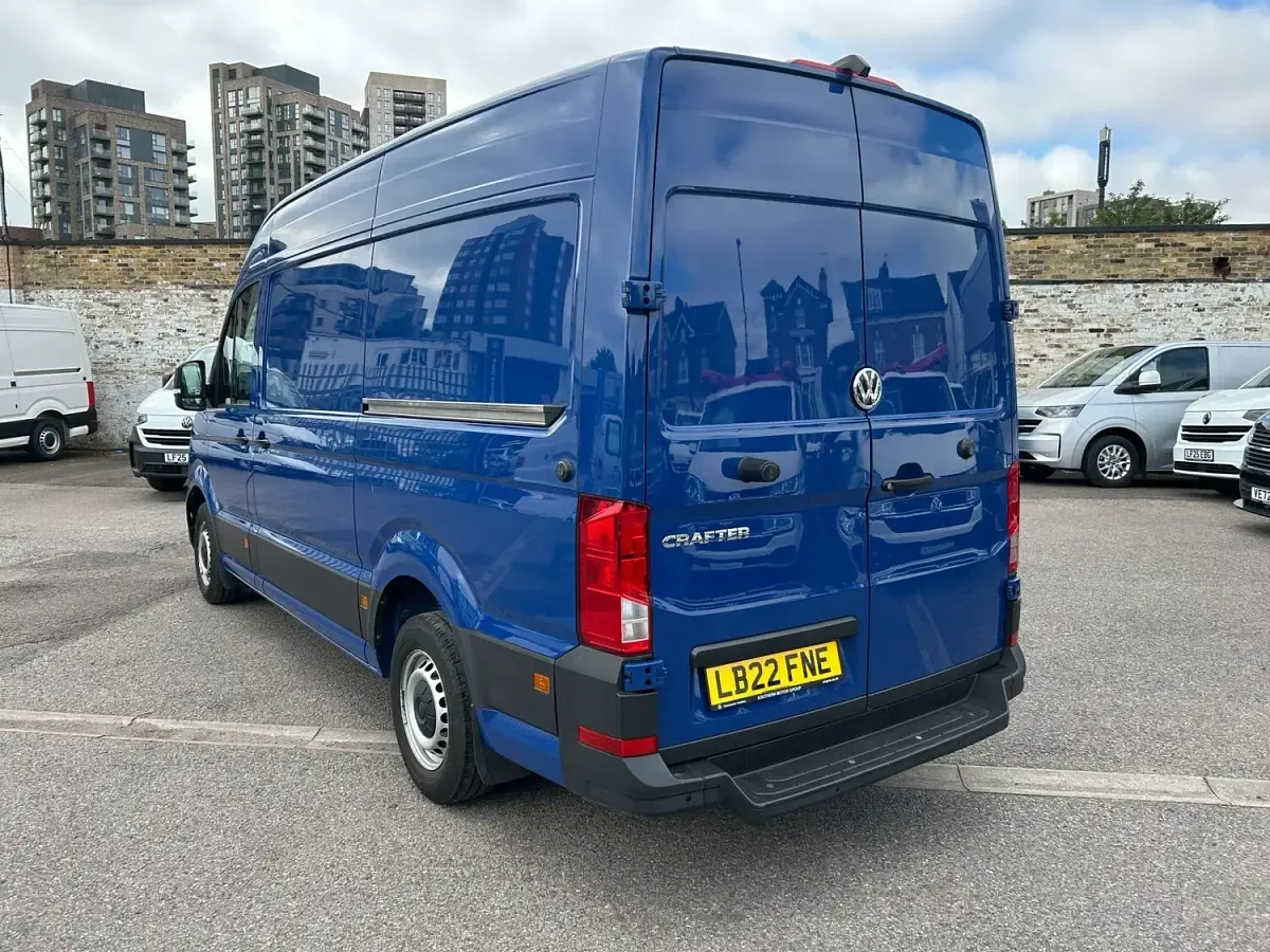 Used VW Crafter Trendline 140 HP (102 kW) 2022 Blue Van