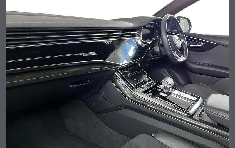 Used Audi Q8 Black Edition 286 HP (210 kW) 2023 Grey SUV