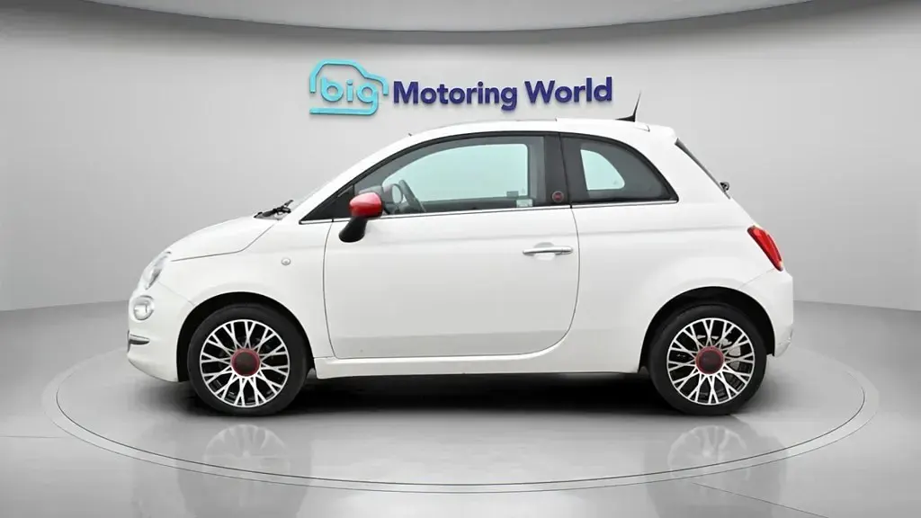 Gebraucht Fiat 500 Red 70 PS (51 kW) 2022 Weiß Kleinwagen