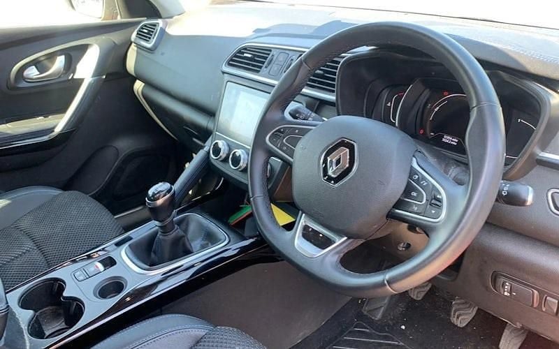 Begagnad Renault Kadjar Version S 140 HK (102 kW) 2021 SUV