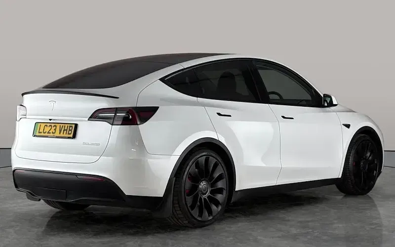 Used Tesla Model Y Performance 392 kW (534 HP) 2023 White SUV