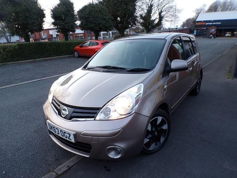 Used Nissan Note N-TEC 90 HP (66 kW) 2013 Beige Hatchback