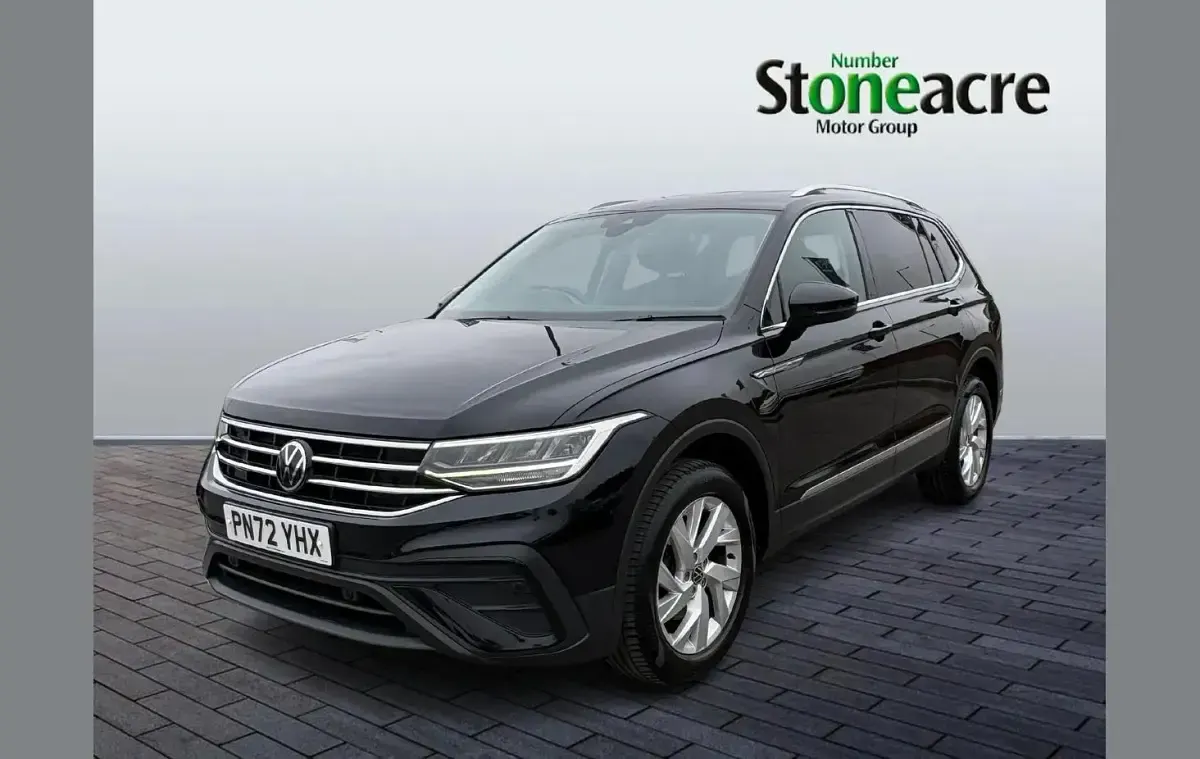 Used VW Tiguan Allspace Life 147 HP (108 kW) 2022 Black SUV