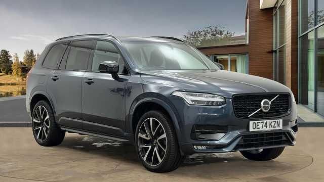 Used 2025 Volvo XC90 Plus SUV | £46,300 (Good price) - Image 1/4