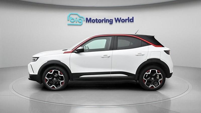Used Vauxhall Mokka S 100 HP (73 kW) 2023 White SUV