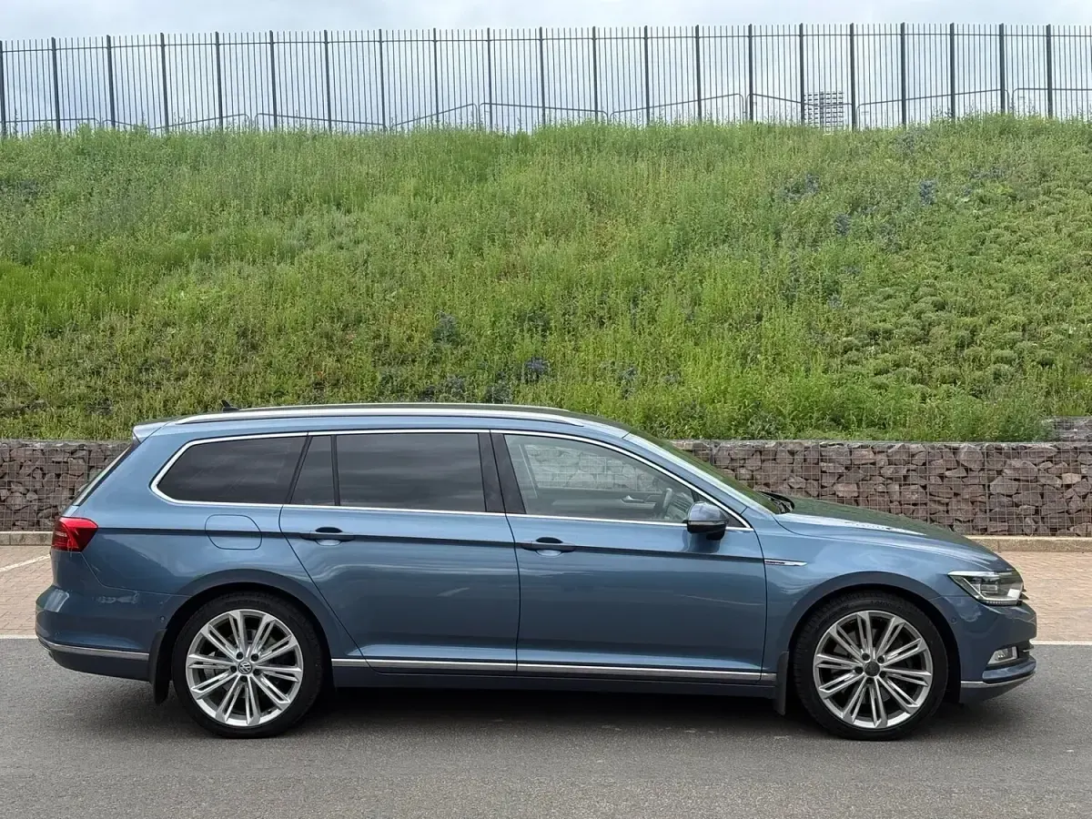 Used VW Passat GT 2016 Blue Estate