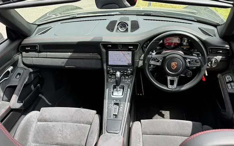 Used Porsche 911 450 HP (330 kW) 2018 Cabriolet