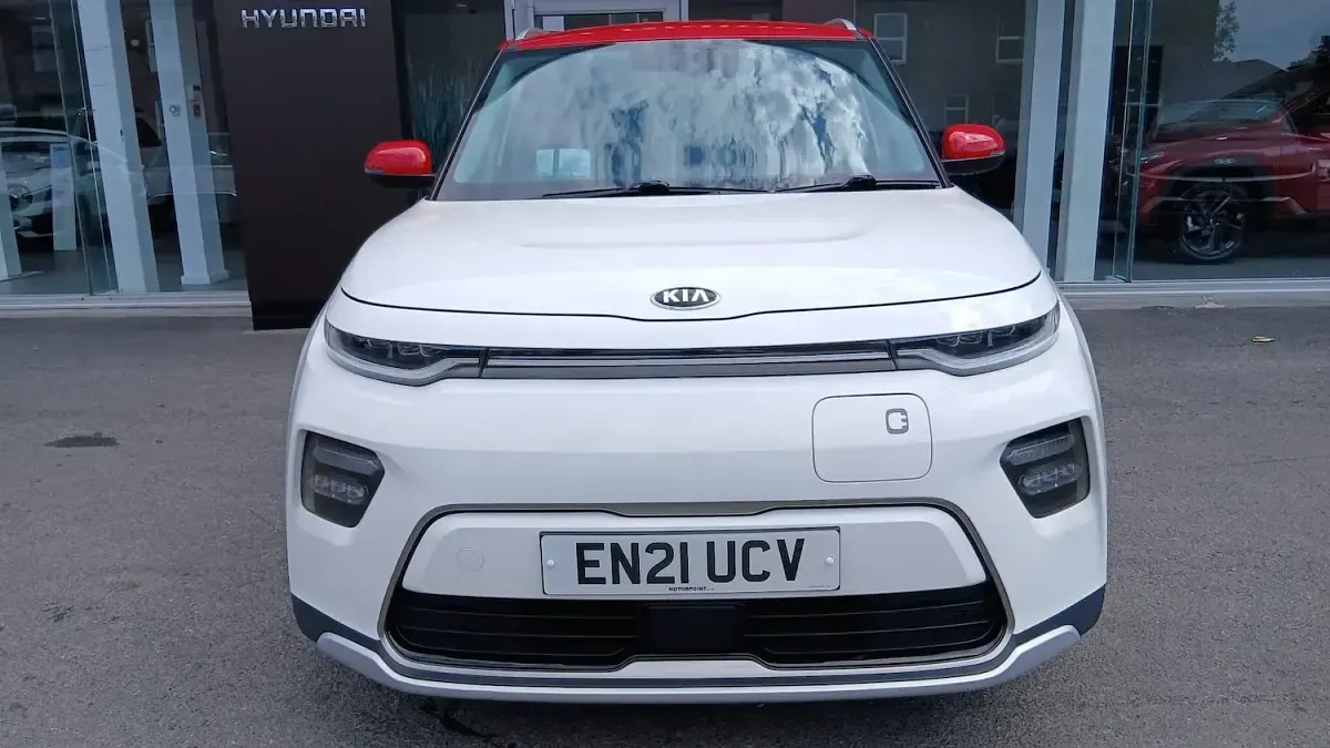 Used Kia Soul EV First Edition 150 kW (204 HP) 2021 White SUV