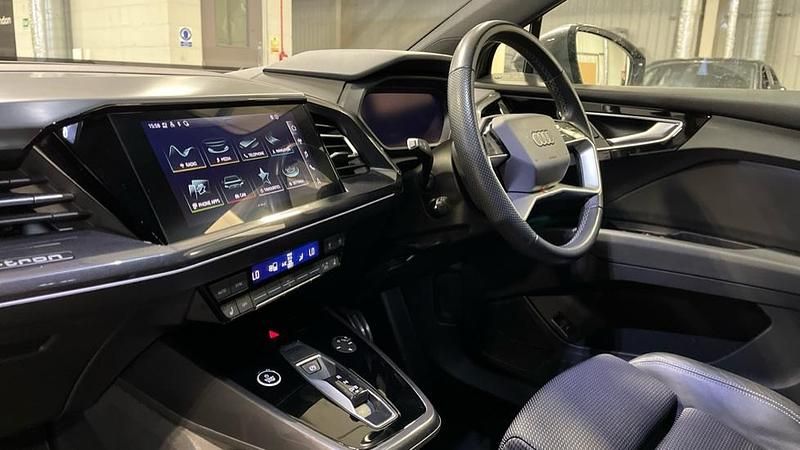 Used Audi Q4 e-tron S-Line 150 kW (204 HP) 2021 Grey SUV