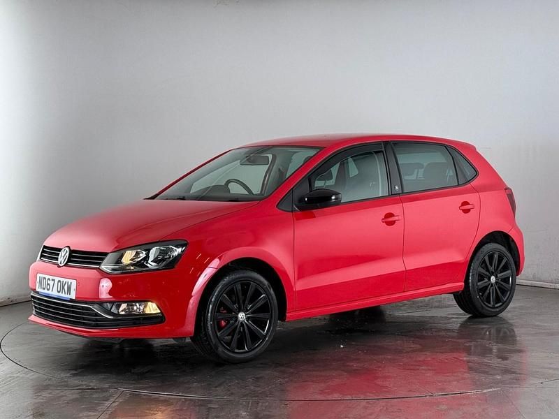 Used VW Polo R-line 90 HP (66 kW) 2017 Red Hatchback