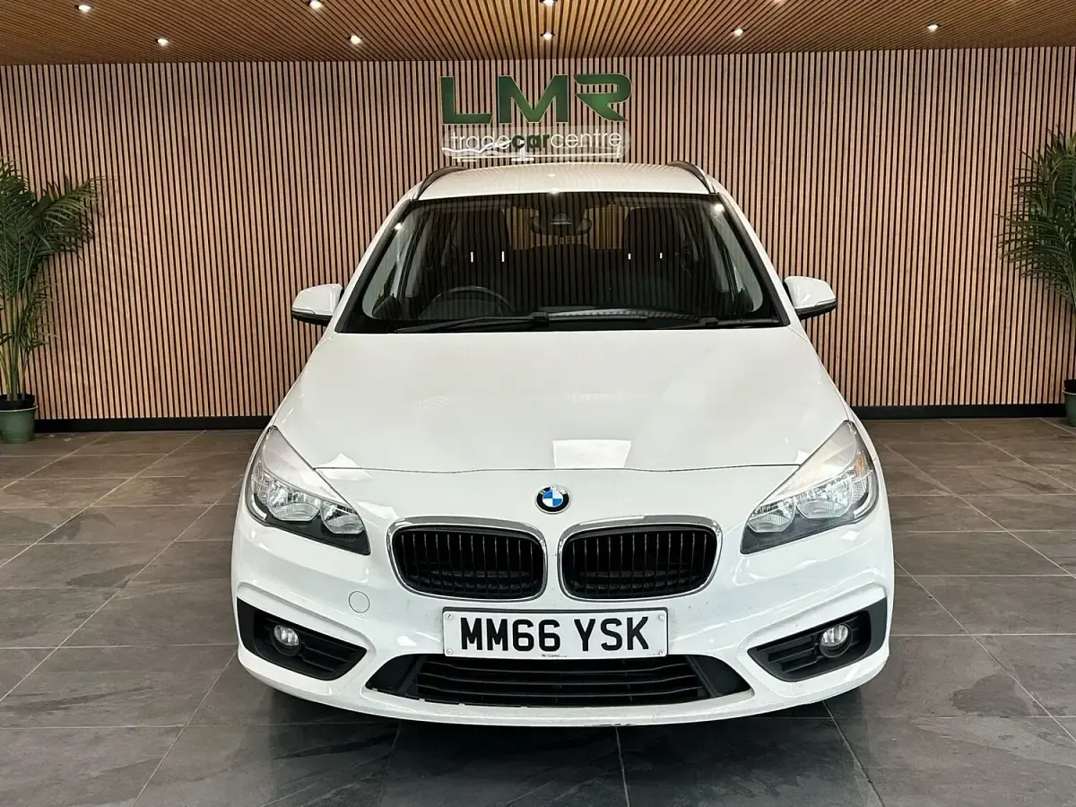 Used BMW 218 Gran Tourer 2016 White MPV