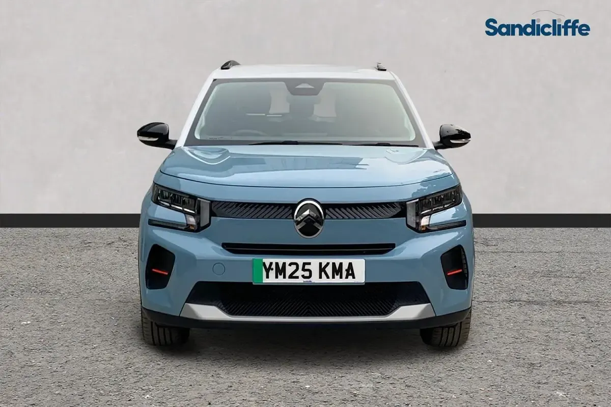 Used Citroën e-C3 83 kW (113 HP) 2025 Blue Hatchback