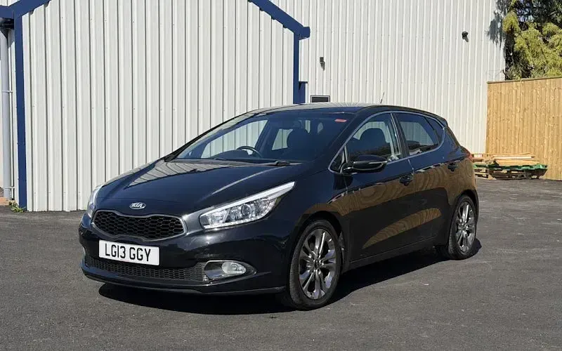 Usado Kia Ceed 135 HP (99 kW) 2013 Citadino