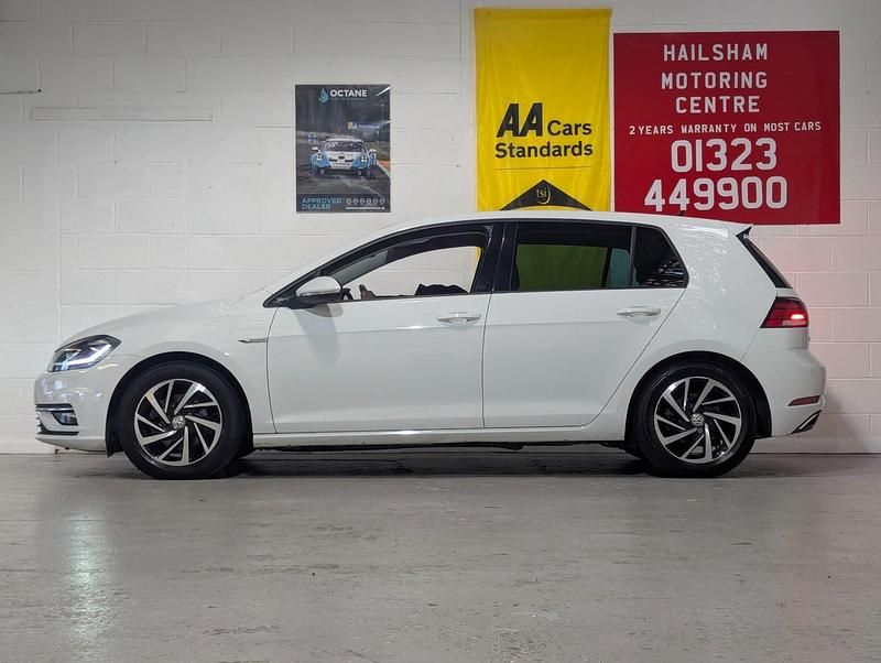 Used VW Golf VII Edition 130 HP (95 kW) 2020 White Hatchback