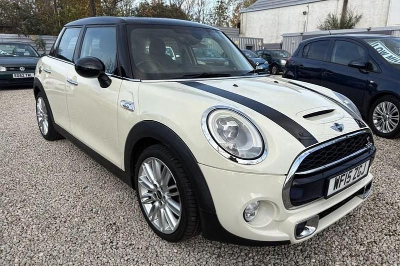 Used 2015 Mini Cooper S Hatchback | £10,000 (Fair price) - Image 1/1