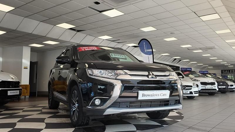 Black Used 2017 Mitsubishi Outlander SUV | £9,995 (Fair price) - Image 1/4