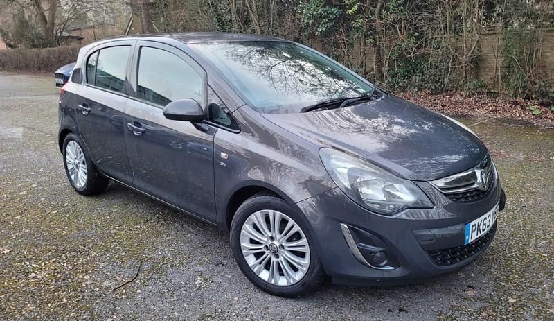 Begagnad Vauxhall Corsa 100 HK (73 kW) 2013 Grå Halvkombi