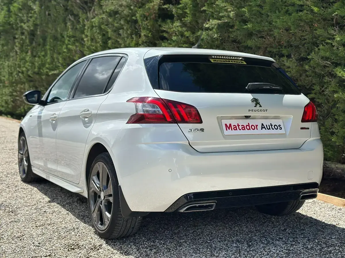 Used Peugeot 308 GT-line 130 HP (95 kW) 2016 White Hatchback
