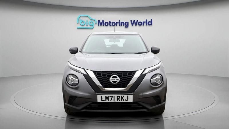 Used Nissan Juke Acenta 114 HP (83 kW) 2022 Grey SUV