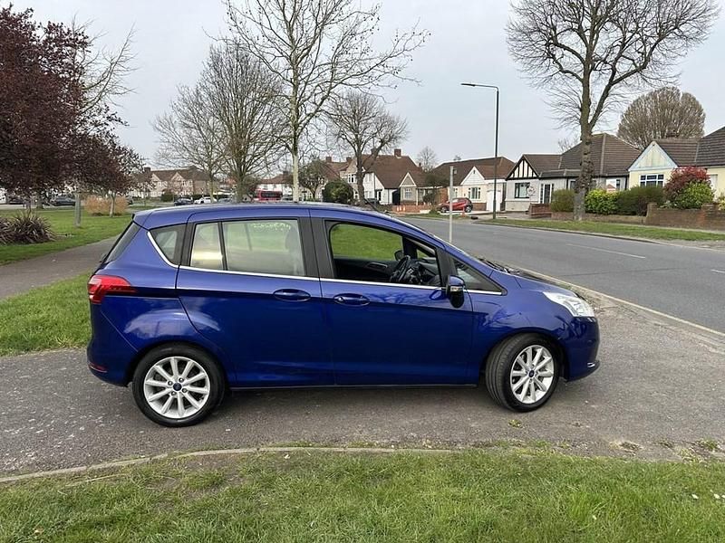 Used Ford B-MAX Titanium 105 HP (77 kW) 2014 Blue MPV
