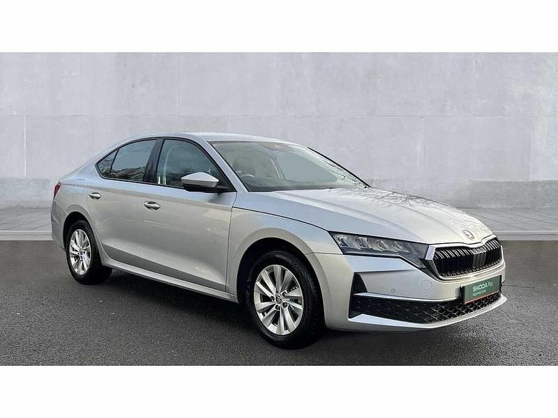 Silver Used 2024 Skoda Octavia SE Technology Hatchback | £17,890 (Good price) - Image 1/4