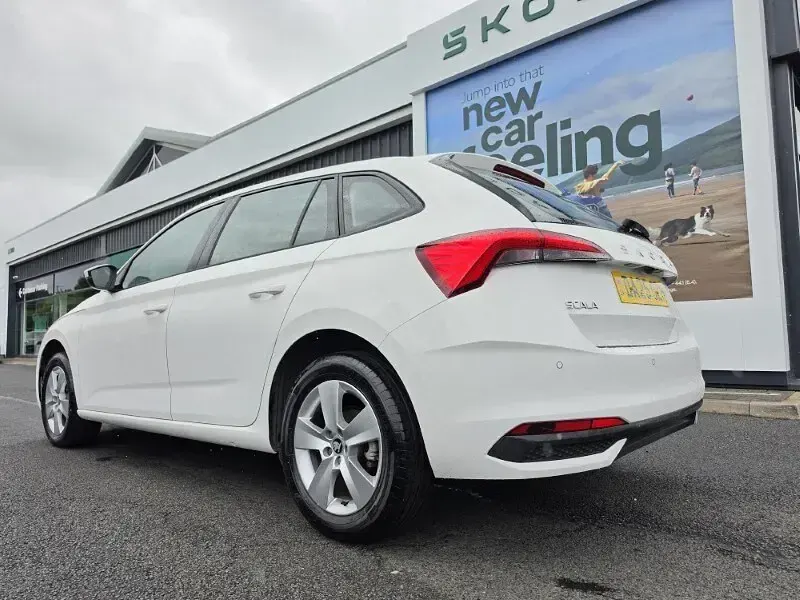 Used Skoda Scala SE 85 HP (62 kW) 2025 White Hatchback