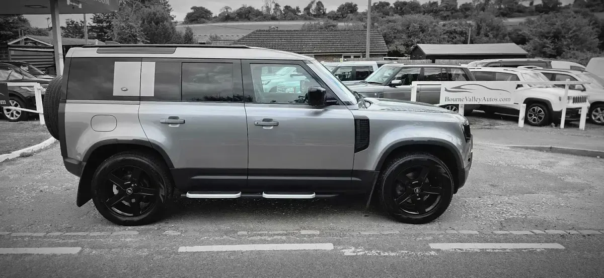 Used Land Rover Defender SE 2020 Grey SUV