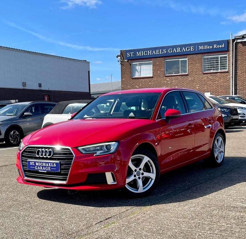 Used Audi A3 Sportback Sport 150 HP (110 kW) 2018 Red Hatchback