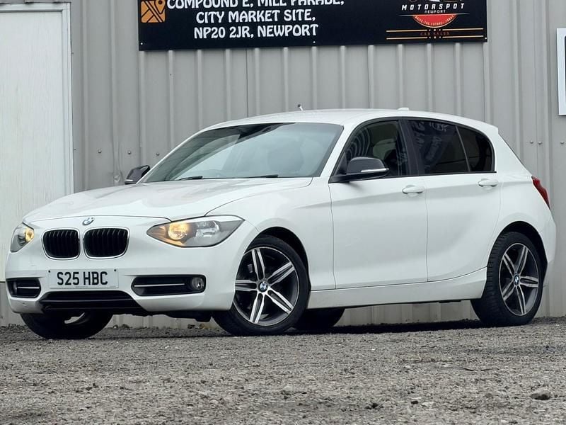 Used BMW 114 Sport Line 102 HP (75 kW) 2013 White Hatchback