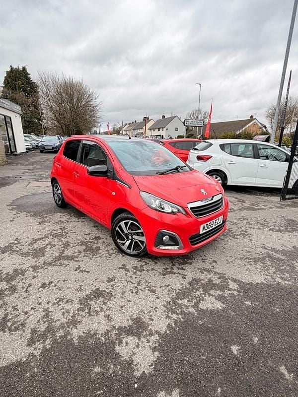 Used Peugeot 108 Allure 72 HP (52 kW) 2020 Red Hatchback