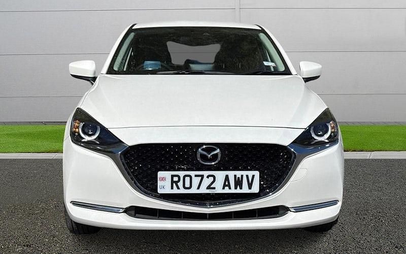 Usado Mazda 2 Inclusive 90 HP (66 kW) 2022 Branco Citadino