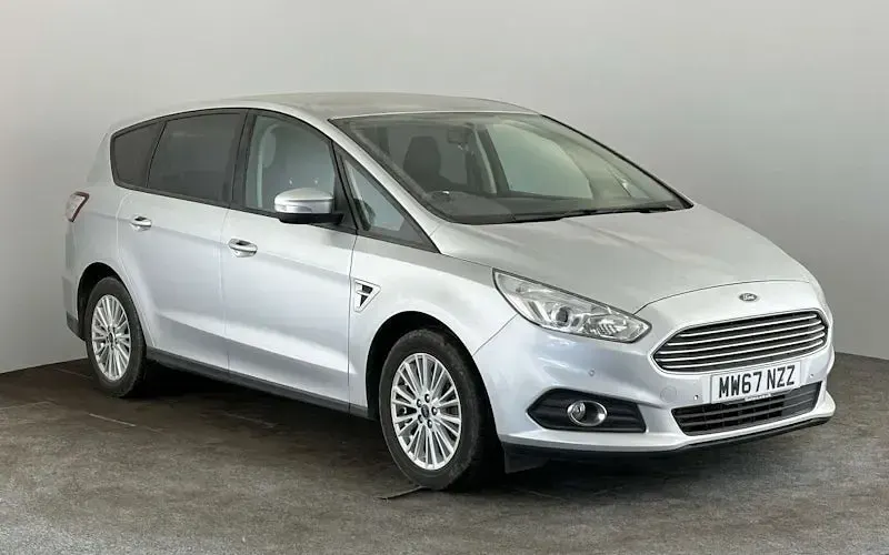 Used Ford S-MAX Zetec 150 HP (110 kW) 2017 MPV