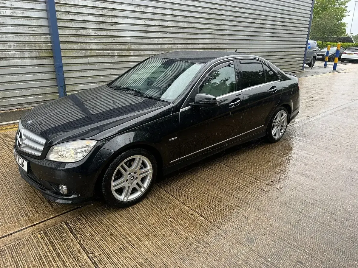 Used Mercedes C220 2011 Black Sedan
