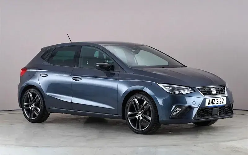 Usado Seat Ibiza FR 110 CV (80 kW) 2022 Utilitario