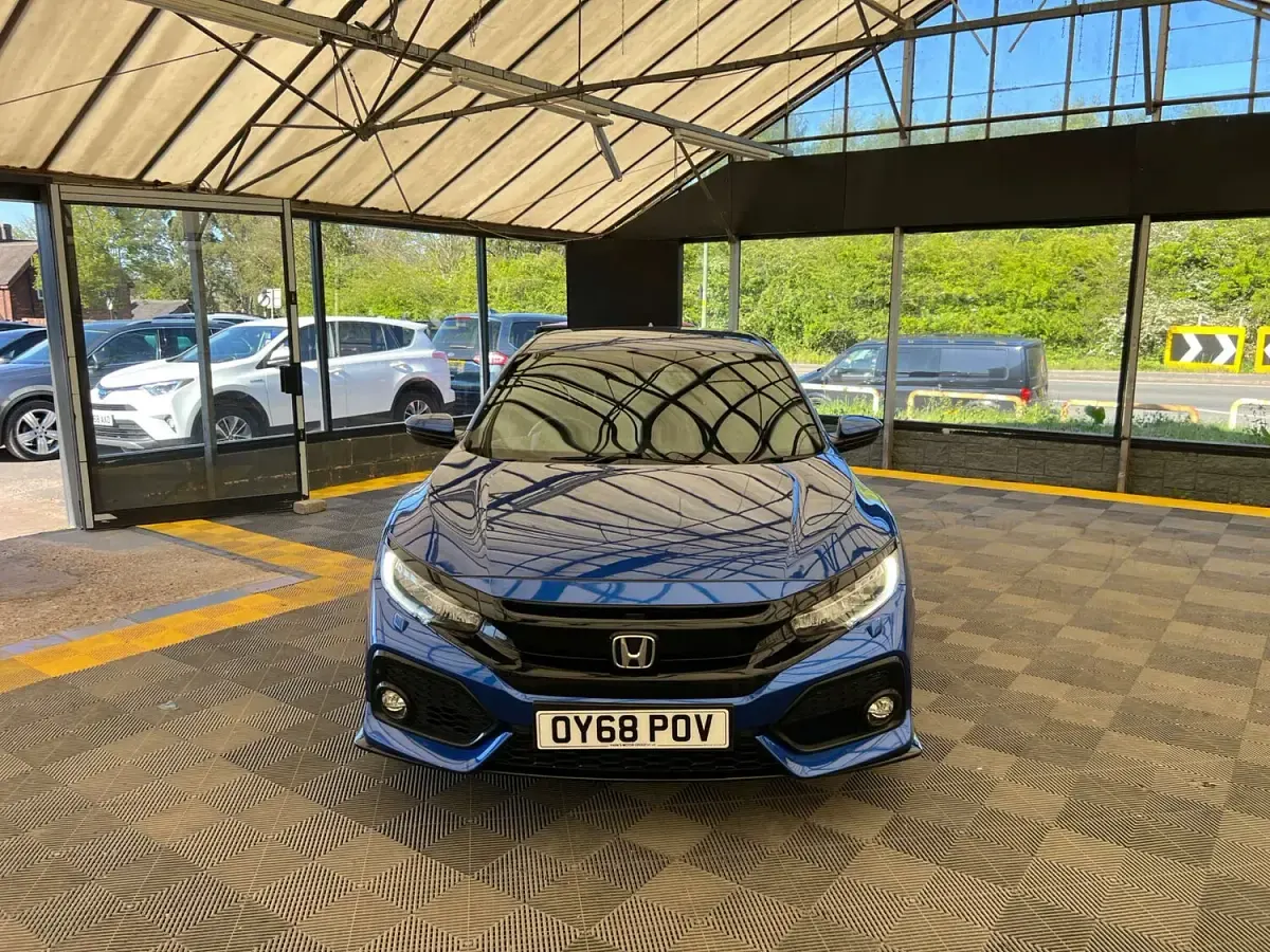 Used Honda Civic Sport 182 HP (133 kW) 2018 Blue Hatchback