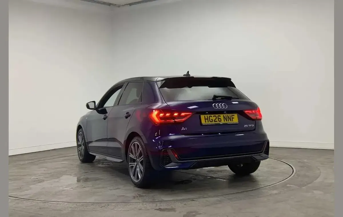 Used Audi A1 S-Line 94 HP (69 kW) 2026 Blue SUV