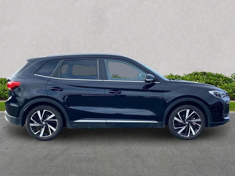 Used MG ZS Trophy 2025 Black SUV