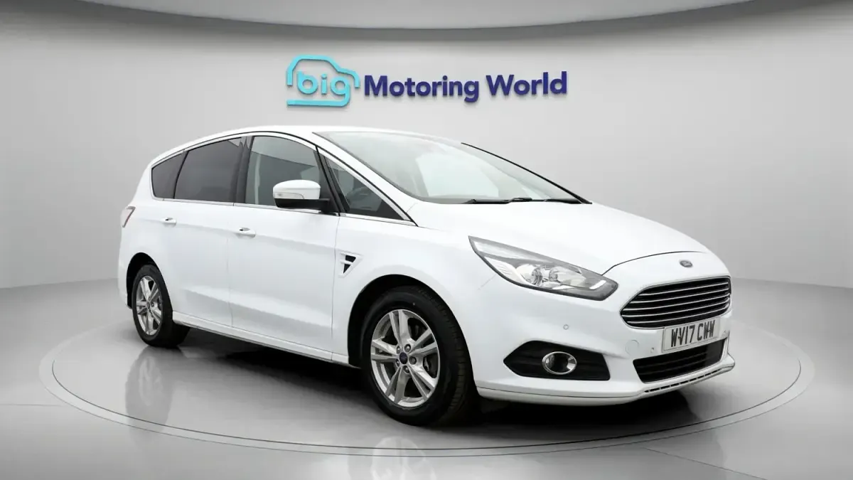 Używany Ford S-MAX Titanium 179 KM (131 kW) 2017 Minivan