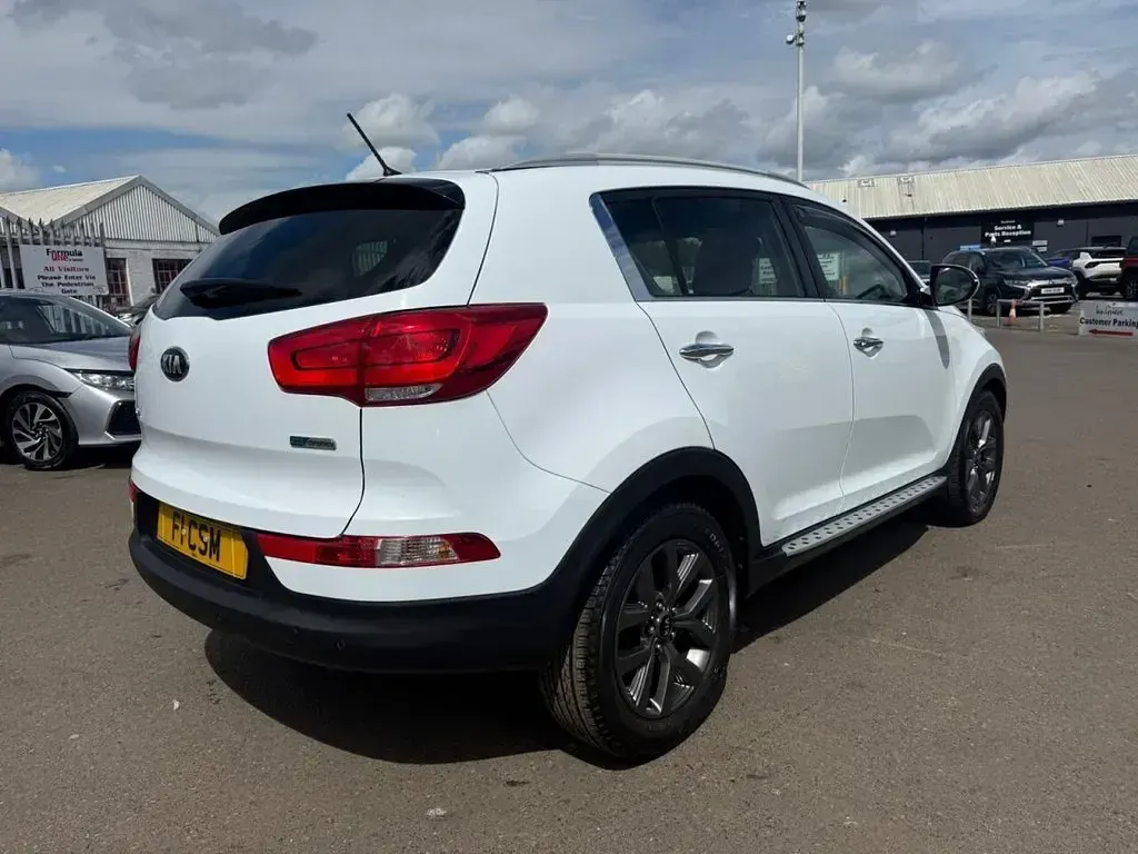 Used Kia Sportage 114 HP (83 kW) 2015 White SUV