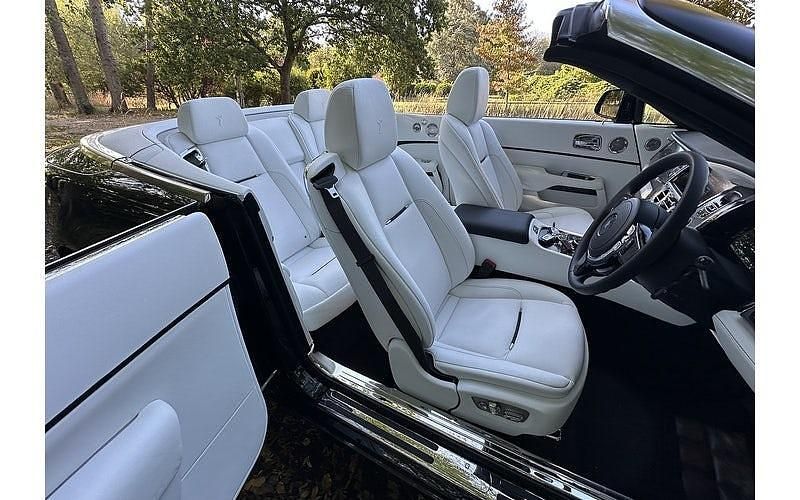 Used Rolls Royce Dawn 571 HP (419 kW) 2023 Cabriolet