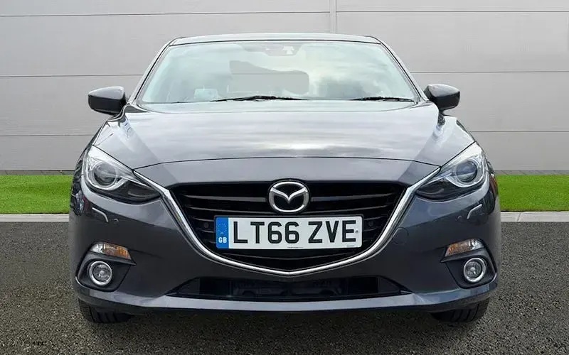 Used Mazda 3 Inclusive 105 HP (77 kW) 2016 Grey Sedan