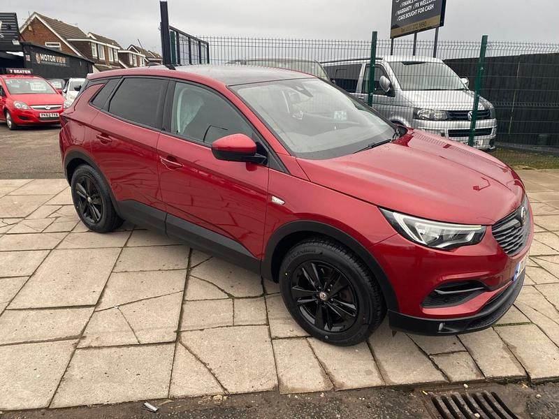 Used Vauxhall Grandland X 2018 Red SUV
