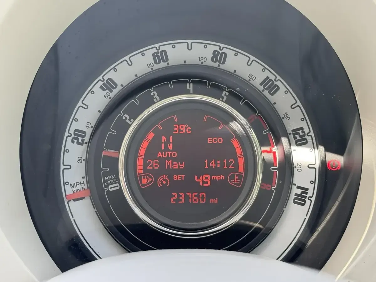 Used Fiat 500 Lounge 69 HP (50 kW) 2020 White Hatchback