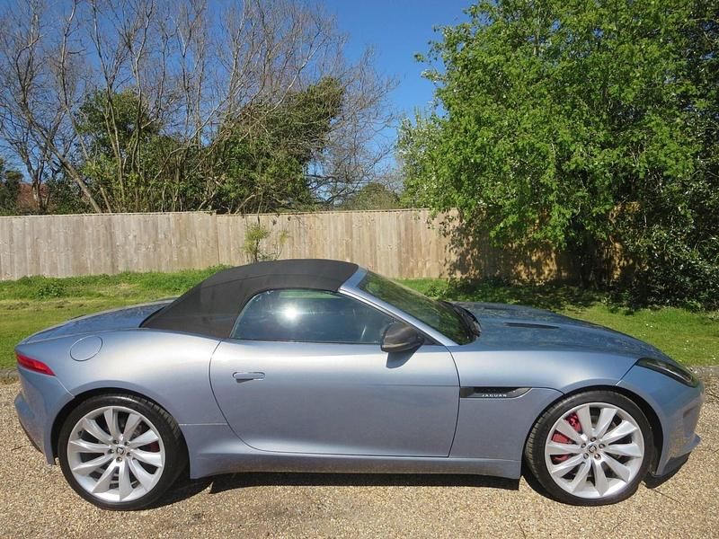 Used Jaguar F-Type Supercharged 380 HP (279 kW) 2013 Grey Cabriolet