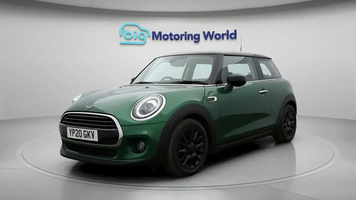 Used Mini Cooper Classic 136 HP (100 kW) 2020 Green Hatchback