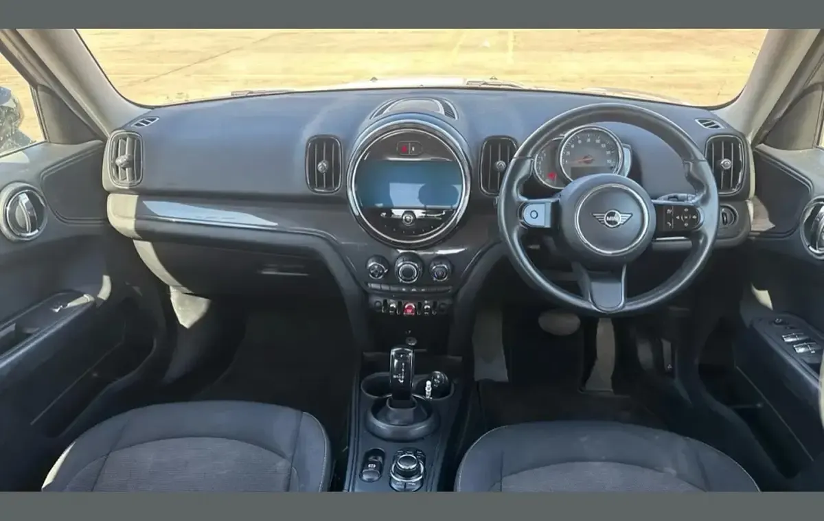 Usado Mini Cooper Countryman Classic 136 CV (100 kW) 2021 Gris SUV