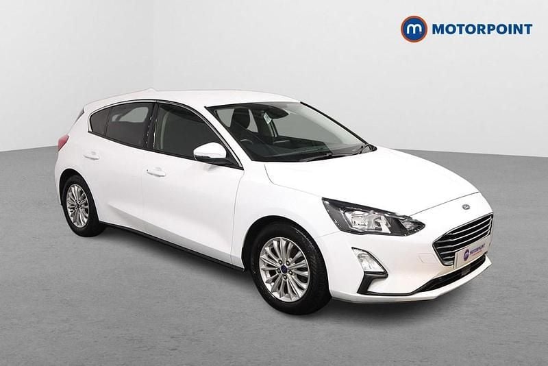 Used Ford Focus Titanium 125 HP (91 kW) 2019 White Hatchback